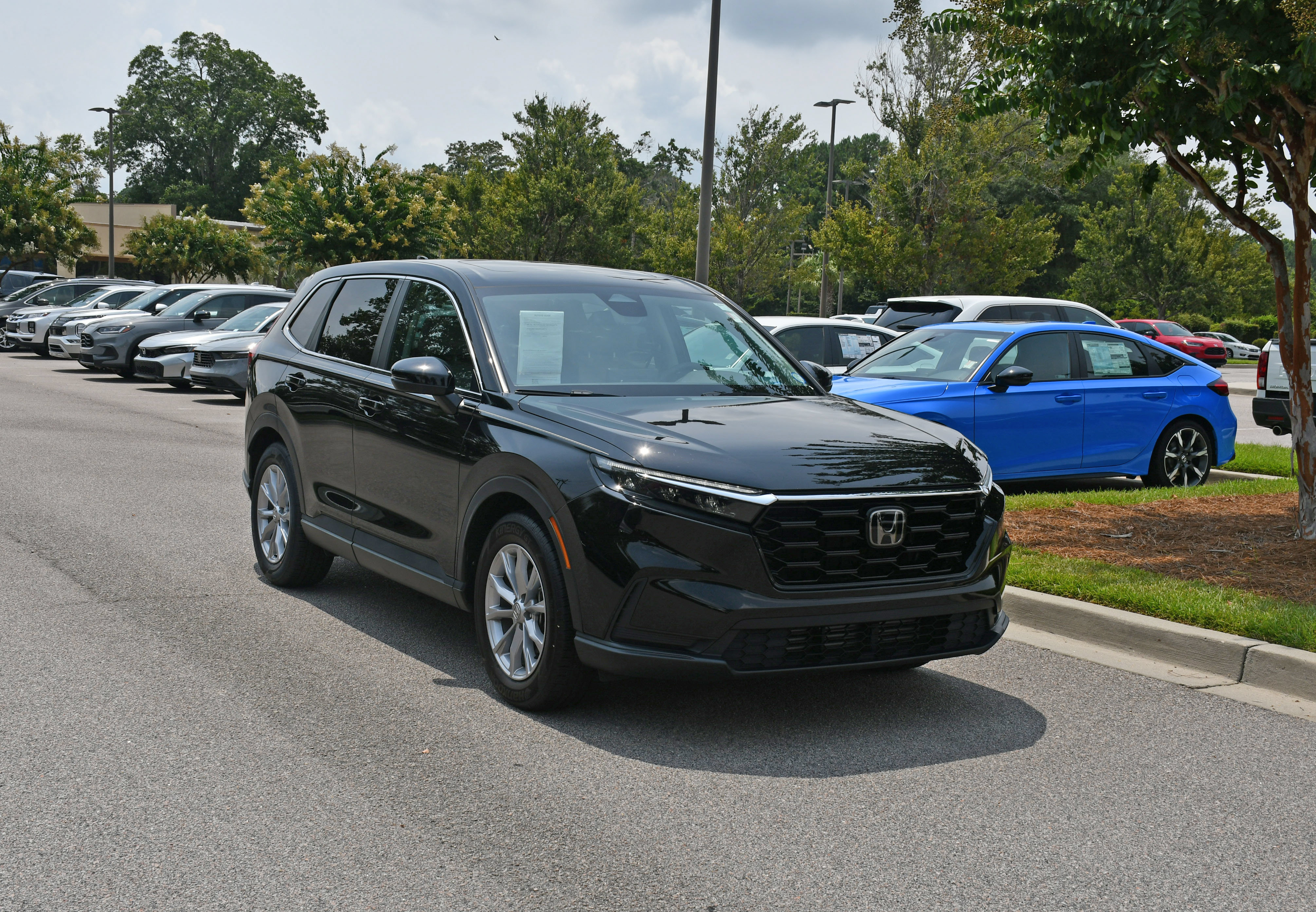 Certified 2025 Honda CR-V EX image 6