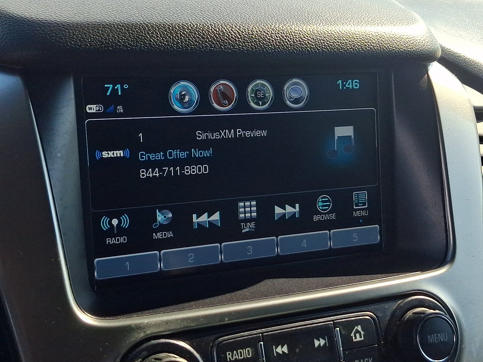 Used 2020 Chevrolet Tahoe LT w/ Luxury Package AWD/4WD image 18