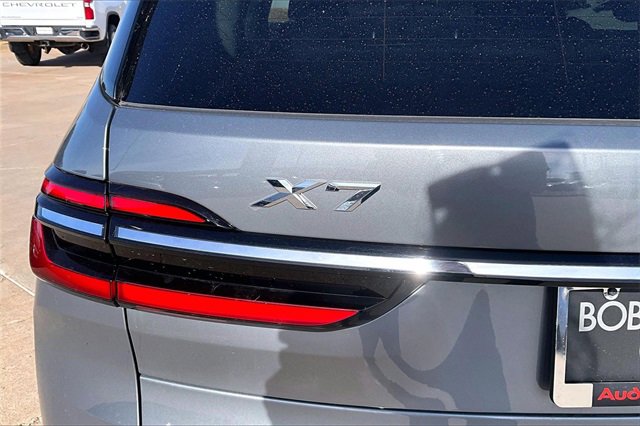 Used 2023 BMW X7 xDrive40i w/ Premium Package image 34