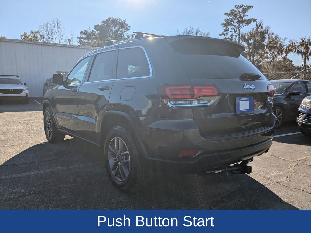 Used 2020 Jeep Grand Cherokee Laredo w/ 18" Wheel & 8.4" Radio Group image 6