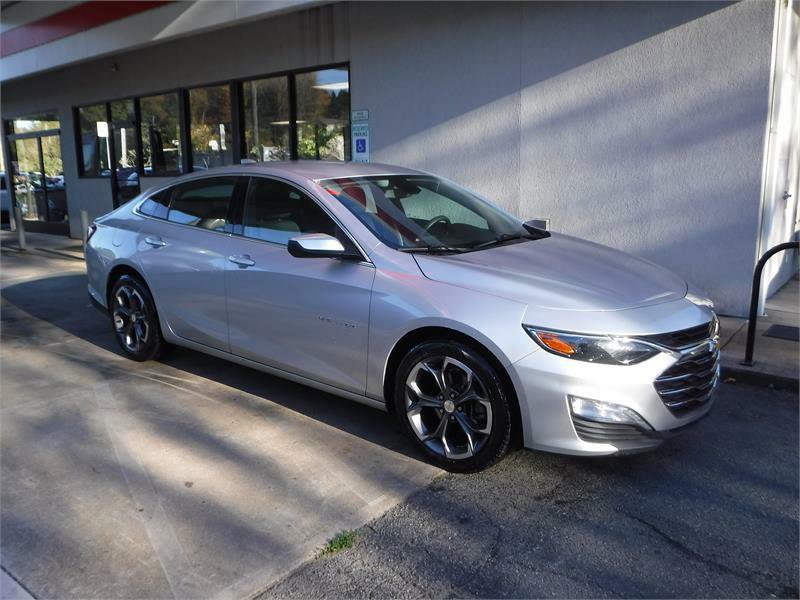 Used 2022 Chevrolet Malibu LT image 1