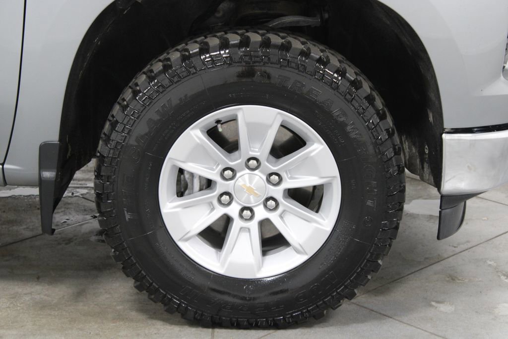 Used 2024 Chevrolet Silverado 1500 LT image 12