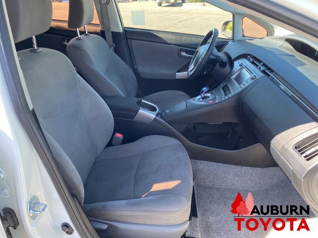 Used 2015 Toyota Prius Two FWD image 13