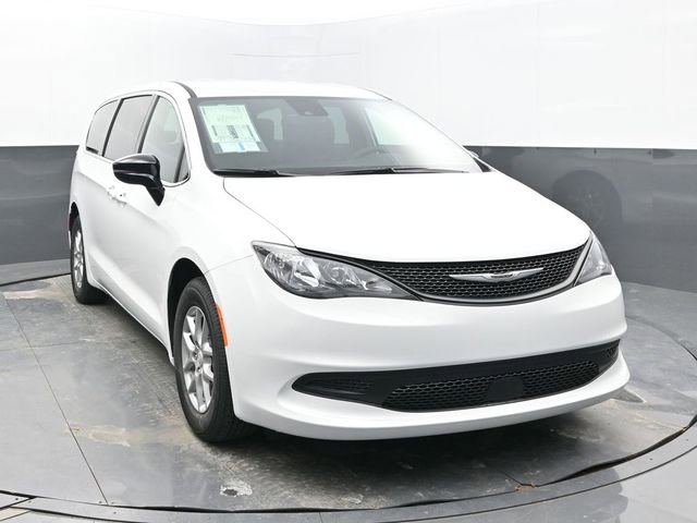 New 2026 Chrysler Voyager LX FWD image 8
