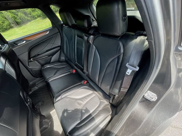 Used 2018 Lincoln MKC Select w/ Select Plus Package AWD/4WD image 17