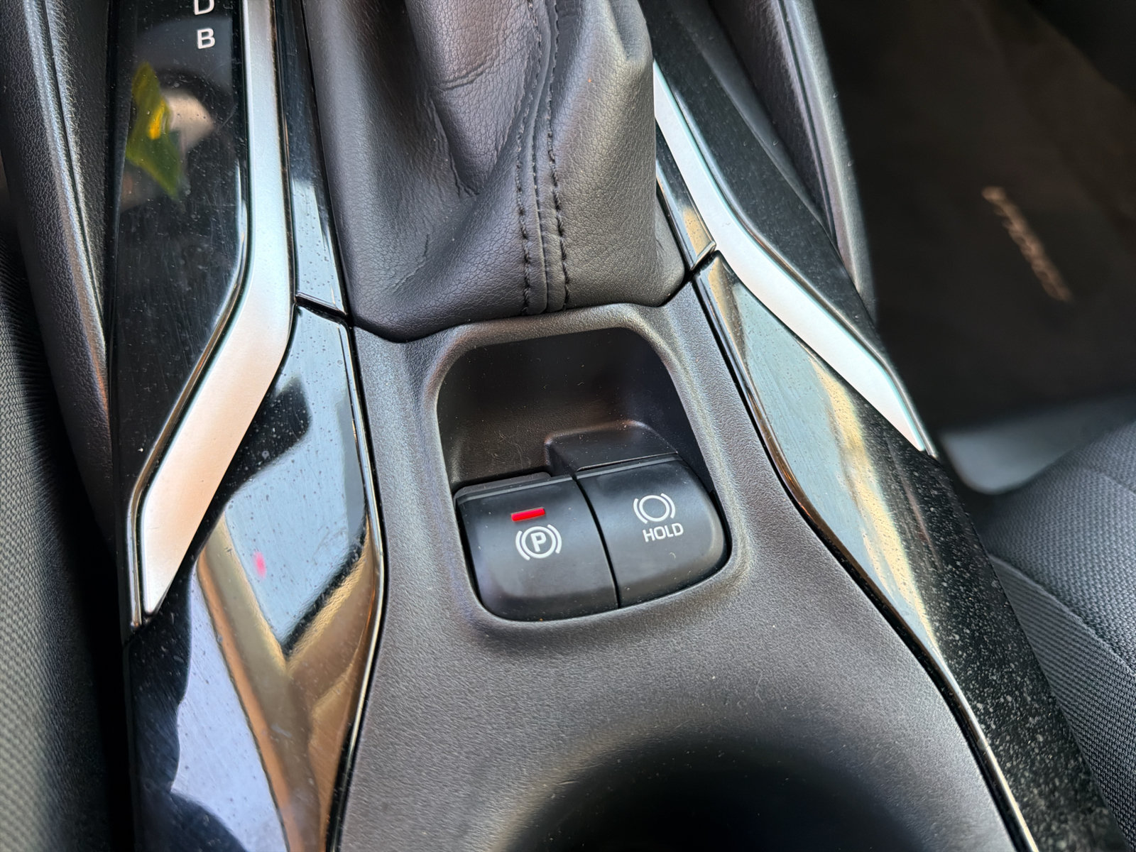 Used 2020 Toyota Corolla LE FWD image 22