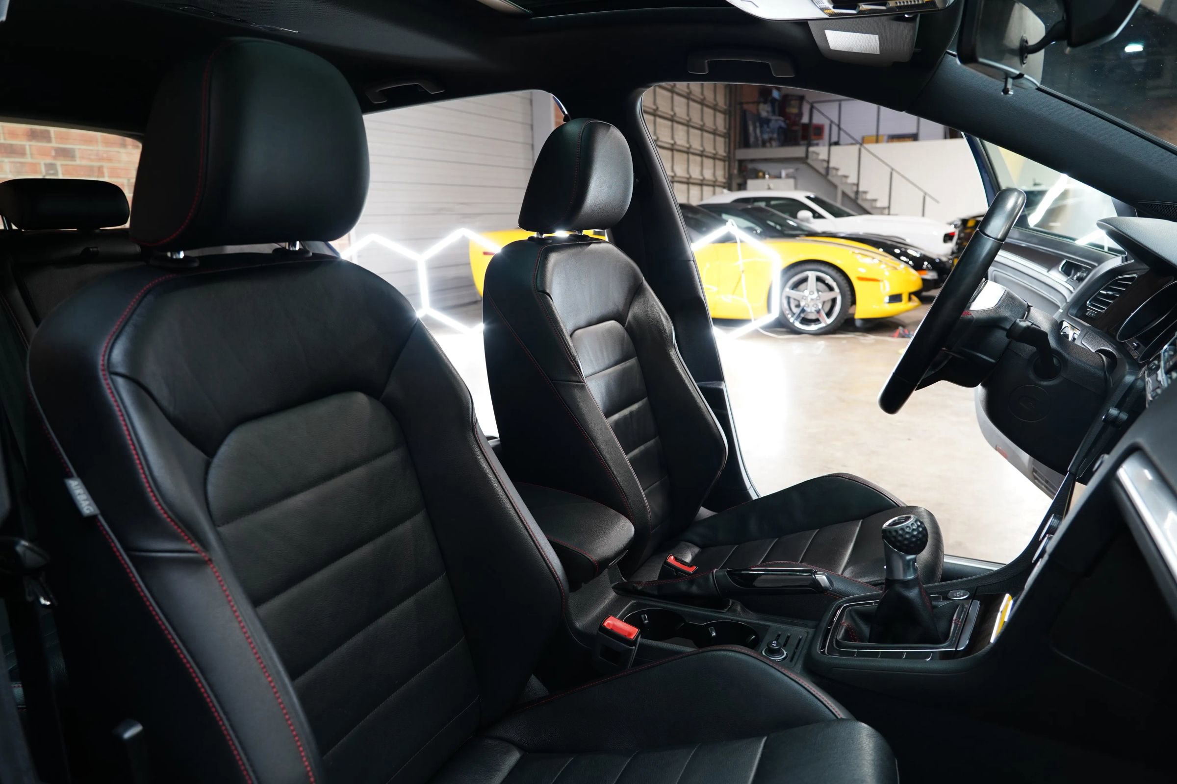 Used 2018 Volkswagen GTI SE w/ SE Leather Package image 52