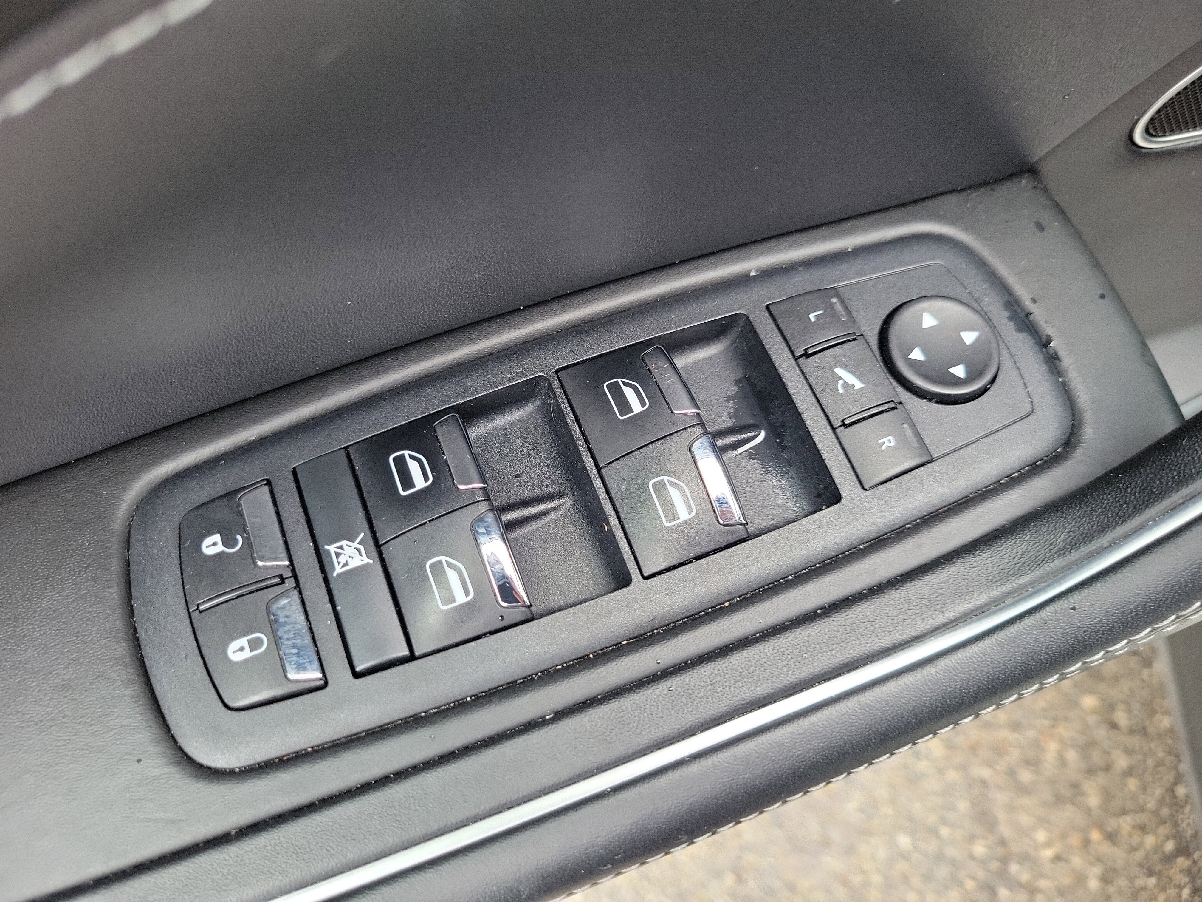 Used 2023 Maserati Levante GT image 17