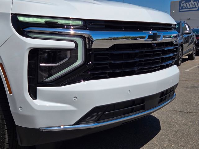 Used 2026 Chevrolet Tahoe LS w/ LPO, Dark Essentials Package AWD/4WD image 2