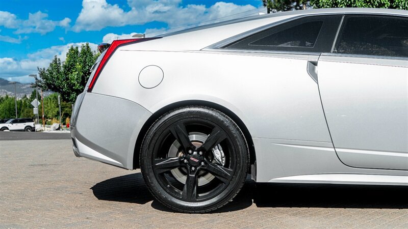 Used 2013 Cadillac CTS V RWD image 12