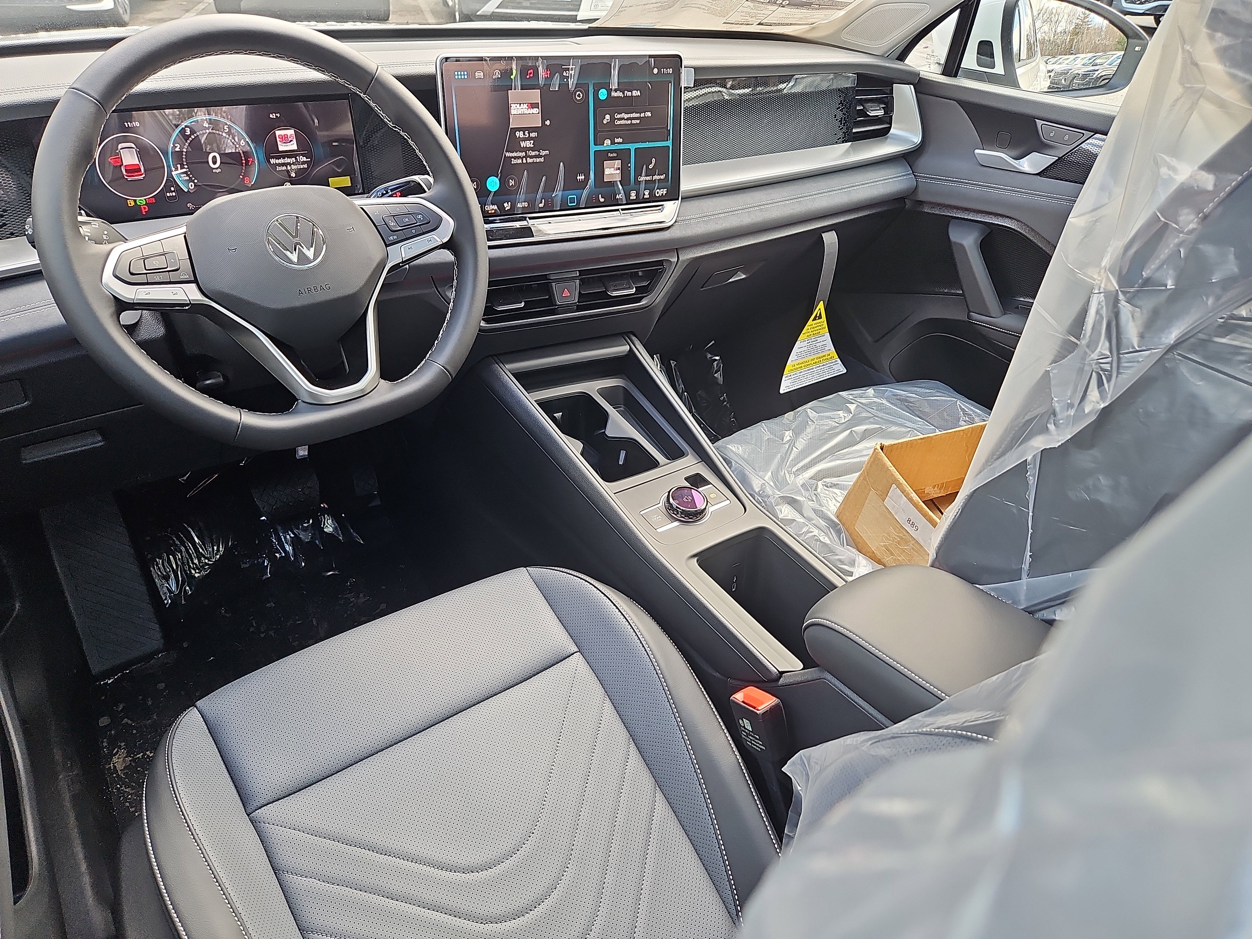 New 2026 Volkswagen Tiguan SE image 3