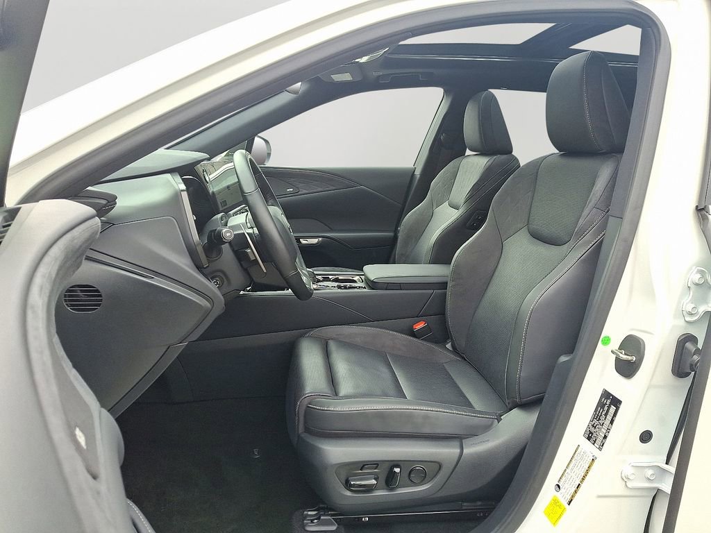 Used 2024 Lexus RX 450h AWD w/ Convenience Package image 14