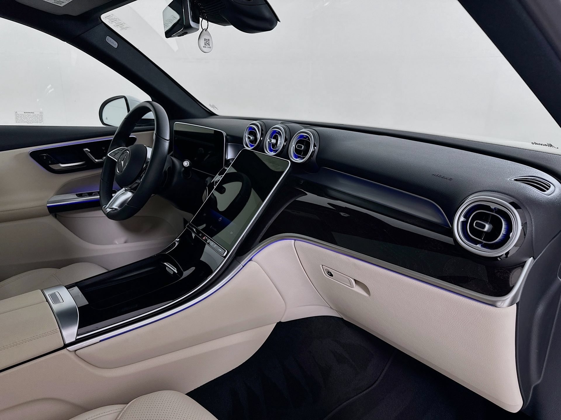 Certified 2026 Mercedes-Benz GLC 300 image 32
