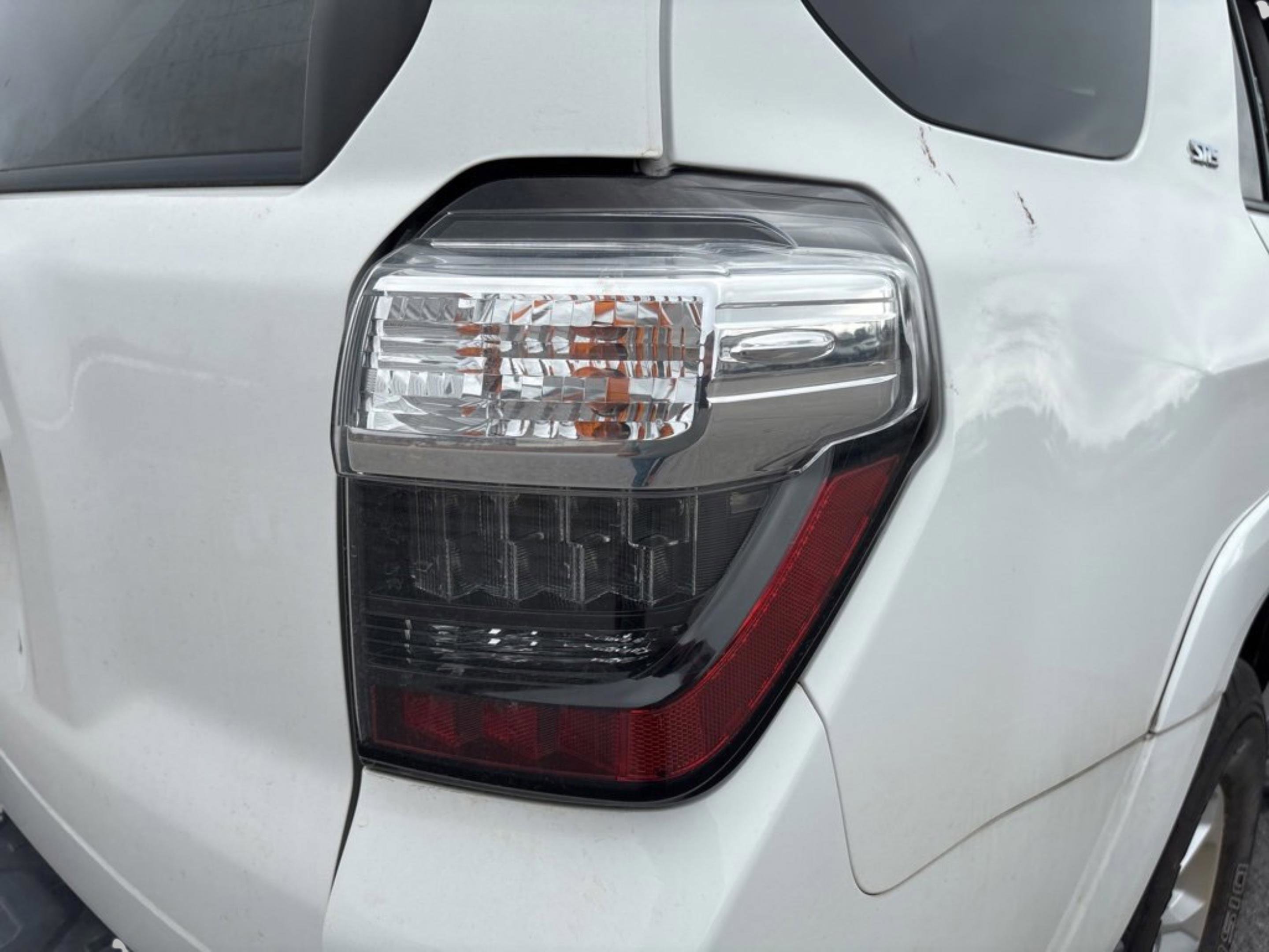 Used 2018 Toyota 4Runner SR5 image 28