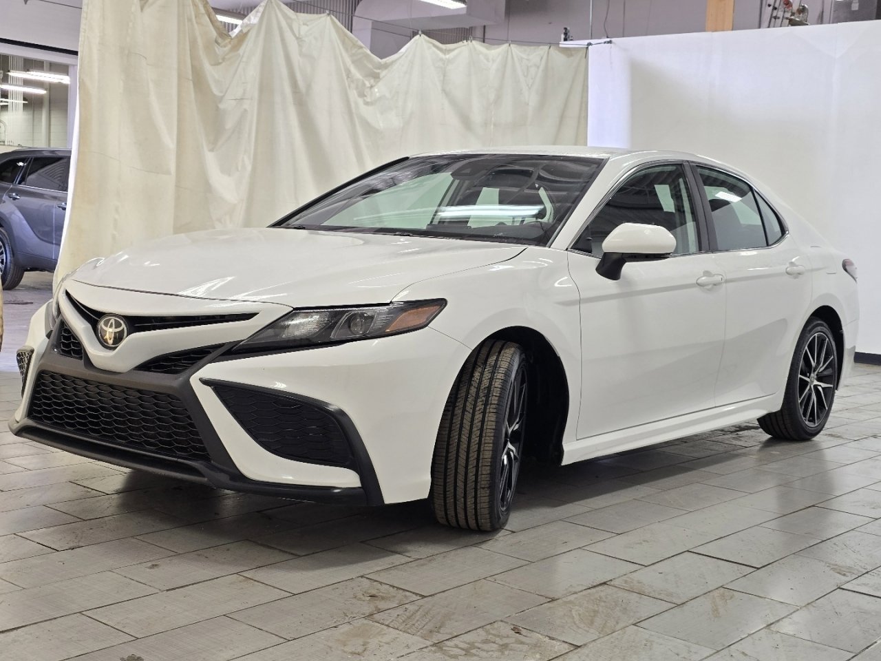 Certified 2024 Toyota Camry SE image 10