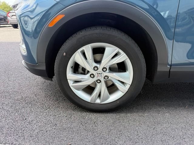 Used 2024 Buick Encore GX Preferred w/ Comfort Package AWD/4WD image 8