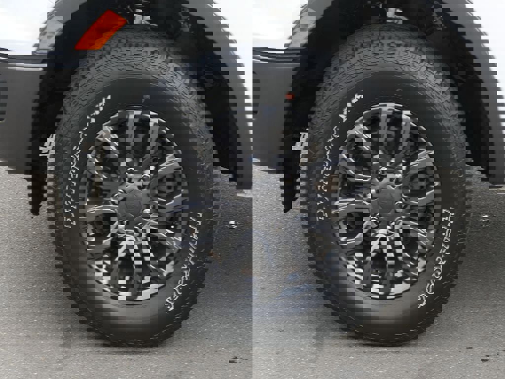 Used 2020 Ford Ranger XLT w/ Equipment Group 301A Mid image 11