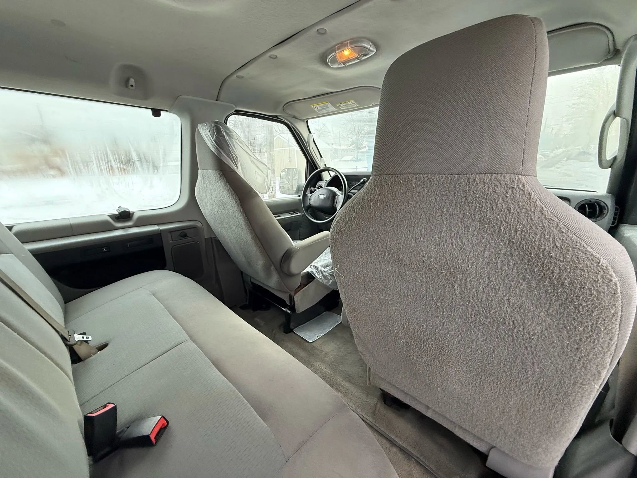 Used 2013 Ford E-350 and Econoline 350 XLT image 21