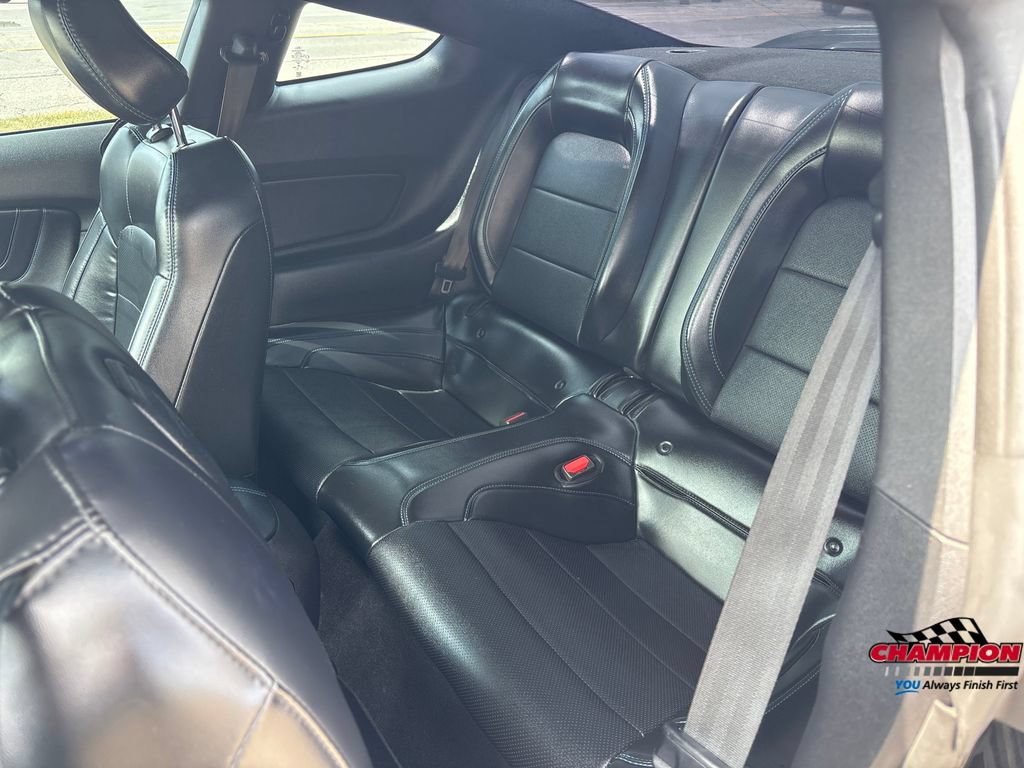 Used 2021 Ford Mustang GT Premium w/ Equipment Group 401A RWD image 22