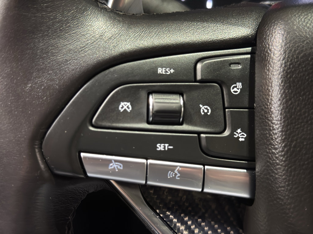 Used 2024 Cadillac XT6 Sport w/ Technology Package AWD/4WD image 25