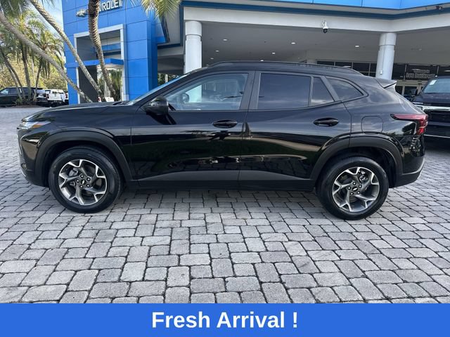 Used 2024 Chevrolet Trax LT FWD image 31