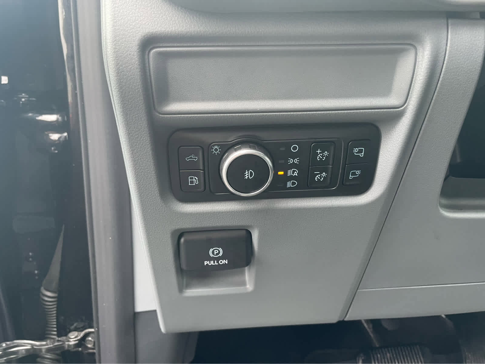 Used 2025 Ford F150 XLT w/ Equipment Group 302A MID image 14