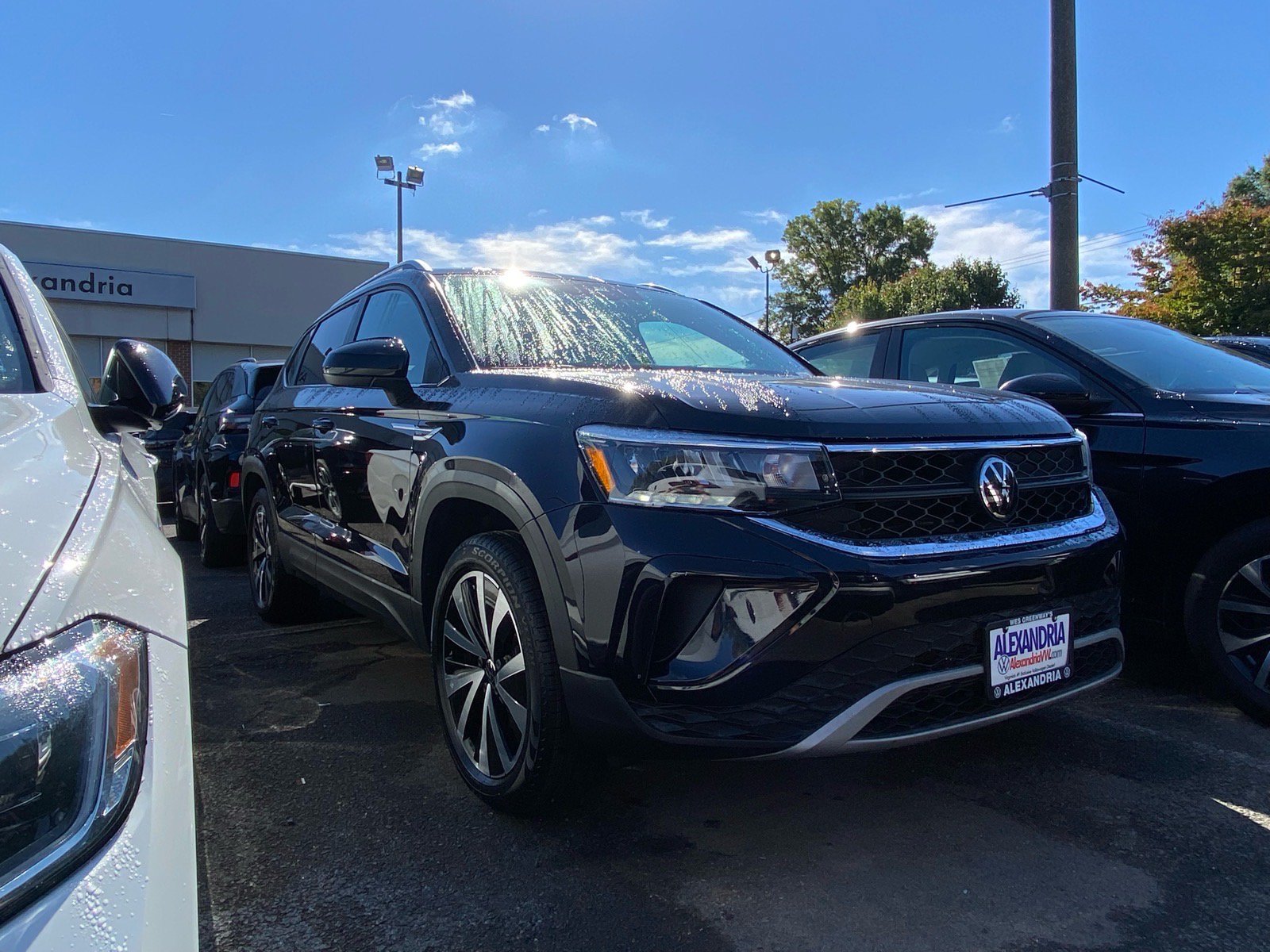 Certified 2023 Volkswagen Taos SE