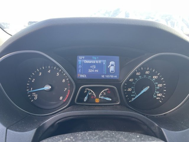 Used 2014 Ford Focus SE w/ SE Winter Package image 5