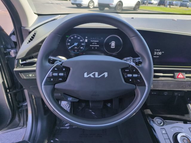 Certified 2024 Kia Niro Wind FWD image 17