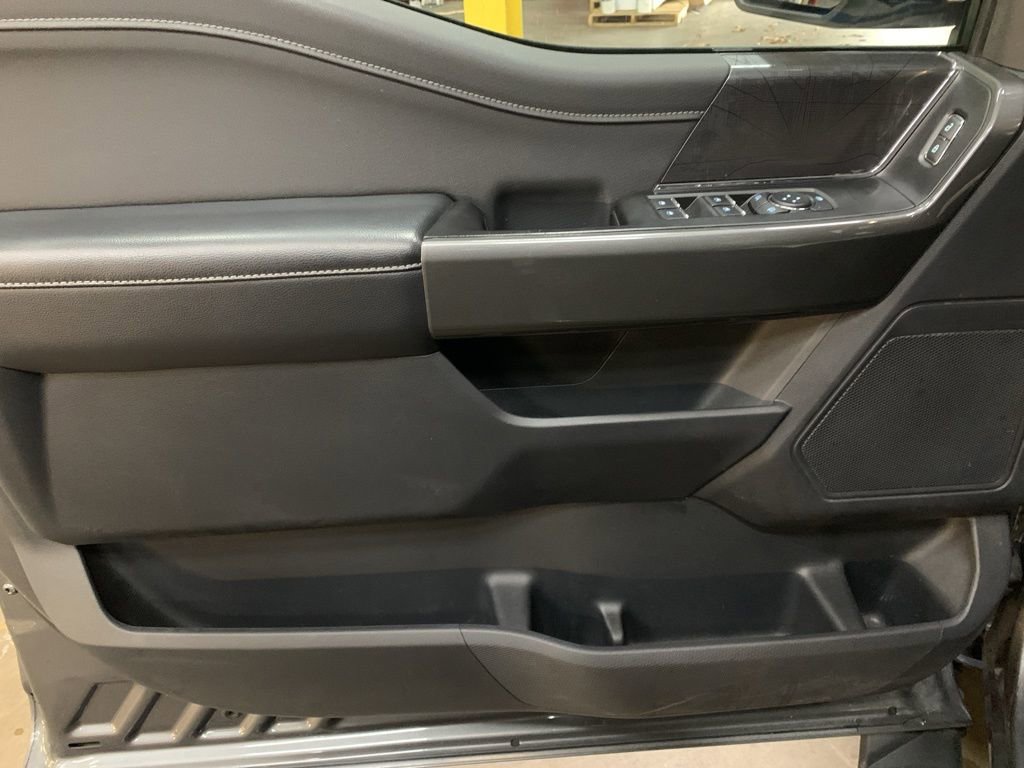 Used 2022 Ford F150 XLT w/ Equipment Group 302A High image 11