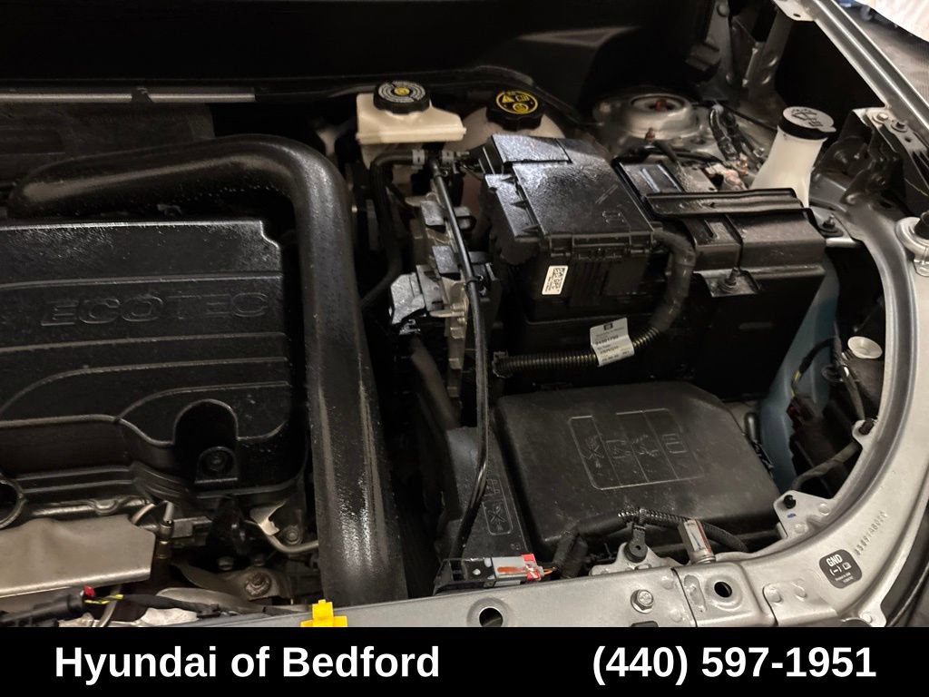 Used 2023 Chevrolet Equinox LS AWD/4WD image 24