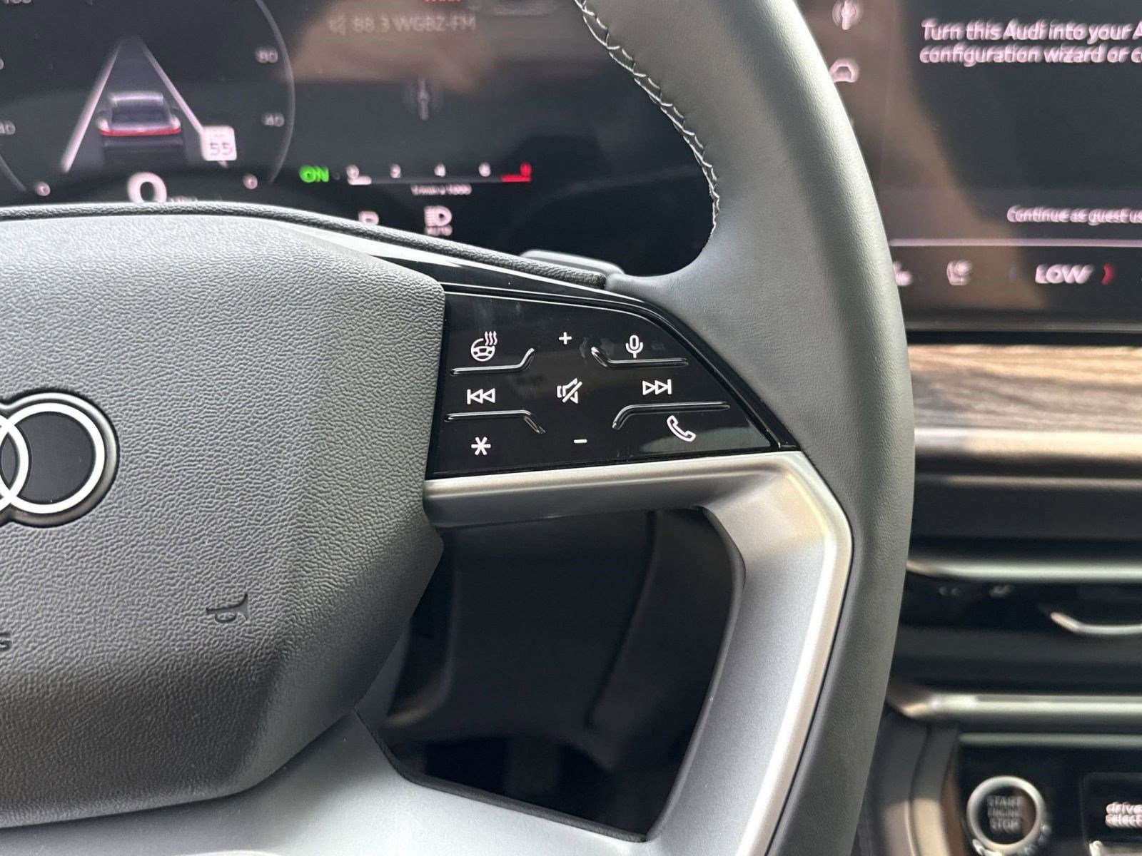 New 2025 Audi Q5 Premium AWD/4WD image 29
