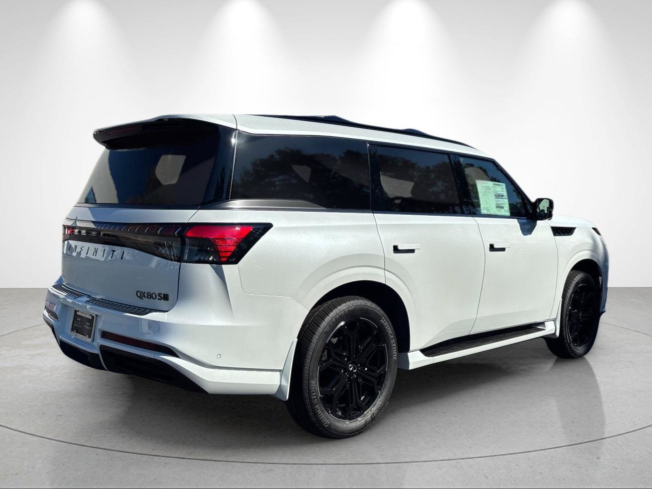 New 2027 INFINITI QX80 Sensory AWD/4WD image 5