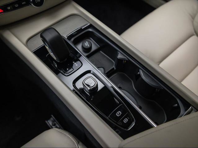 New 2026 Volvo V60 B5 Cross Country Plus w/ Climate Package image 22