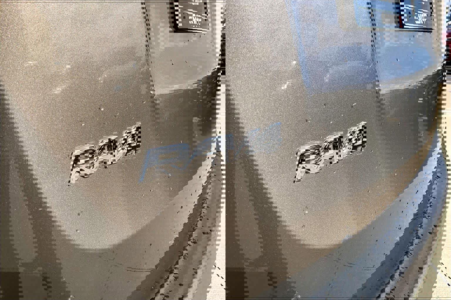 Used 2014 Toyota RAV4 LE image 28