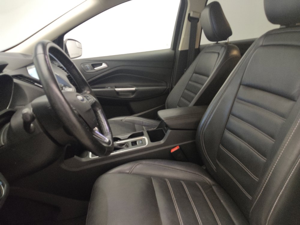 Used 2019 Ford Escape Titanium AWD/4WD image 17