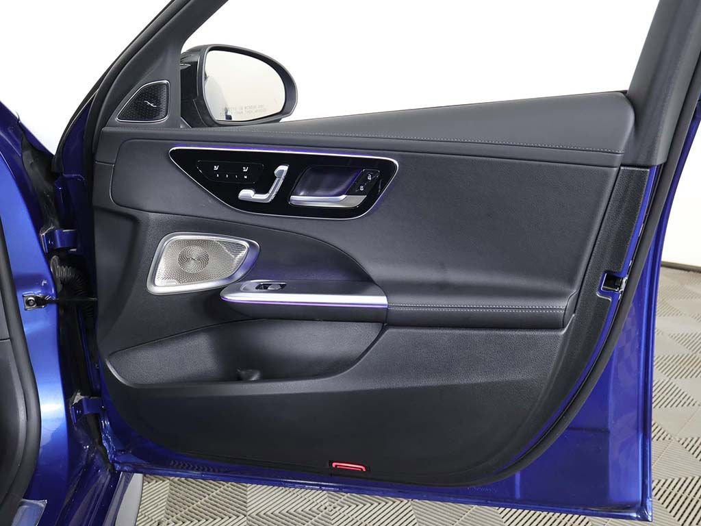 Used 2023 Mercedes-Benz C 43 AMG 4MATIC Sedan image 28