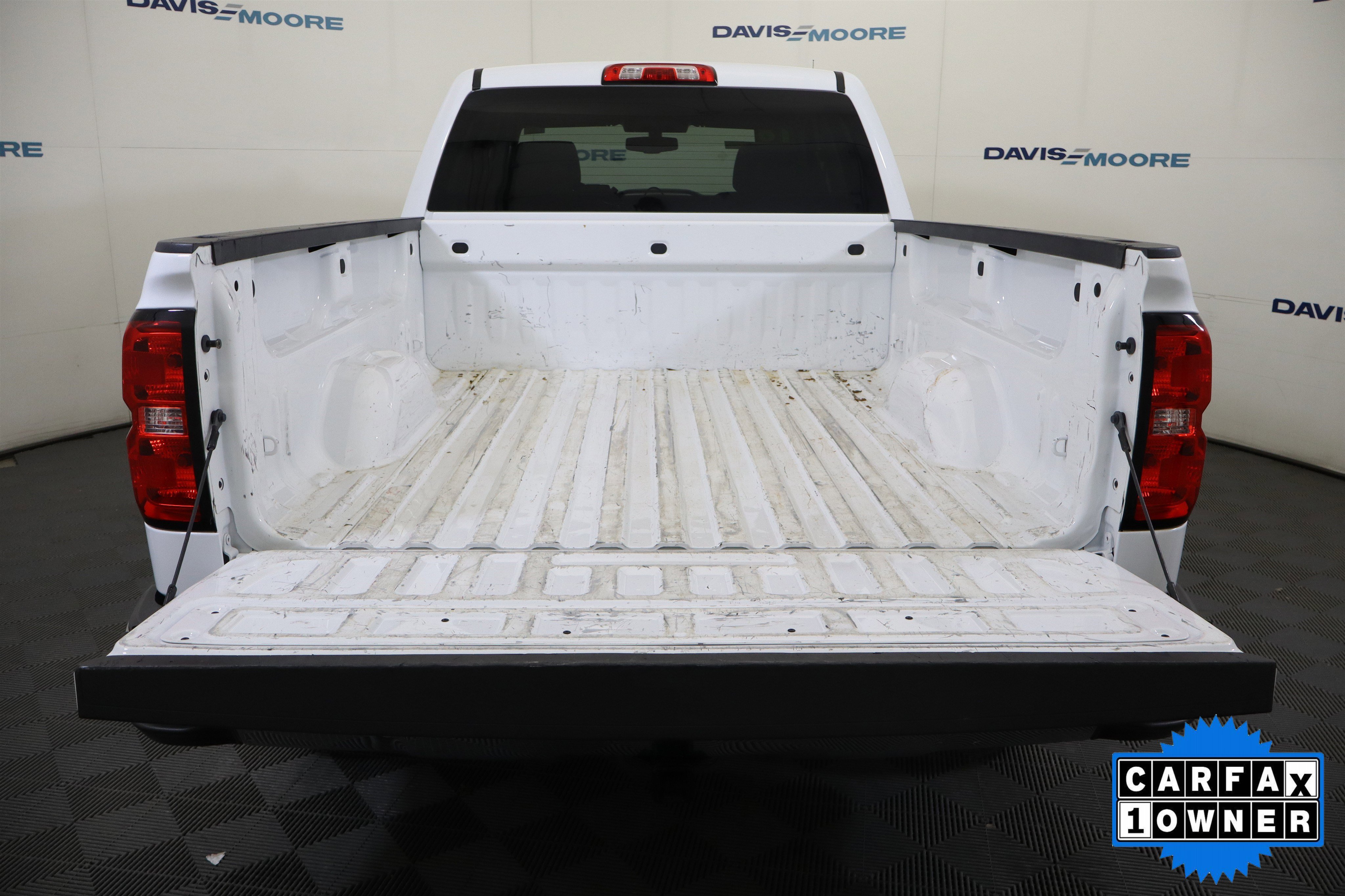 Used 2018 Chevrolet Silverado 1500 LT w/ All Star Edition image 8