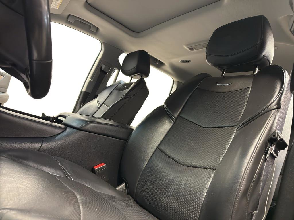 Used 2019 Cadillac Escalade Luxury image 15