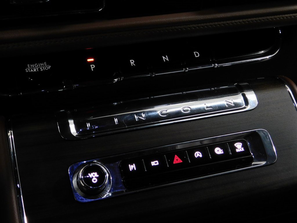 Used 2025 Lincoln Aviator Reserve w/ Equipment Group 201A image 73