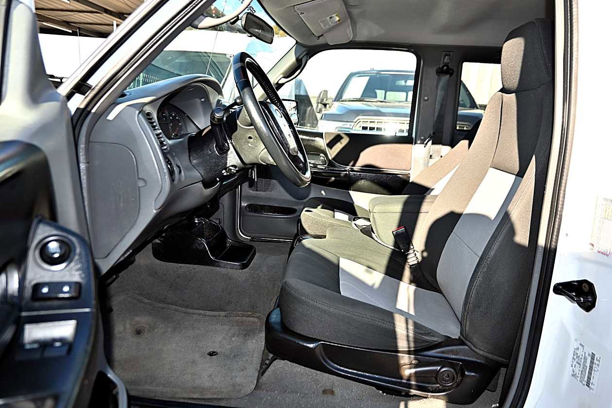 Used 2009 Ford Ranger XLT image 9