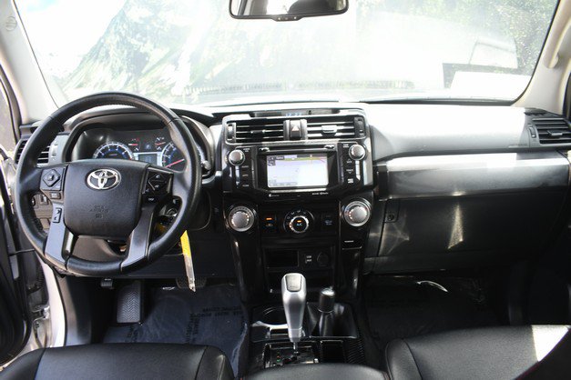 Certified 2019 Toyota 4Runner TRD Off-Road Premium AWD/4WD image 18