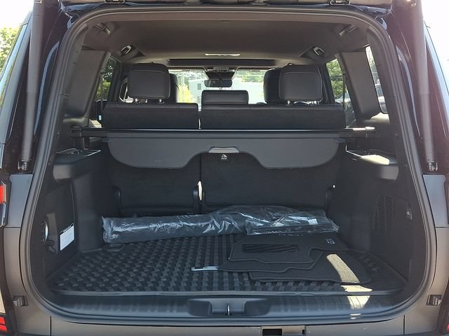Used 2025 Lexus GX 550 w/ Accessory Package (CT) AWD/4WD image 30