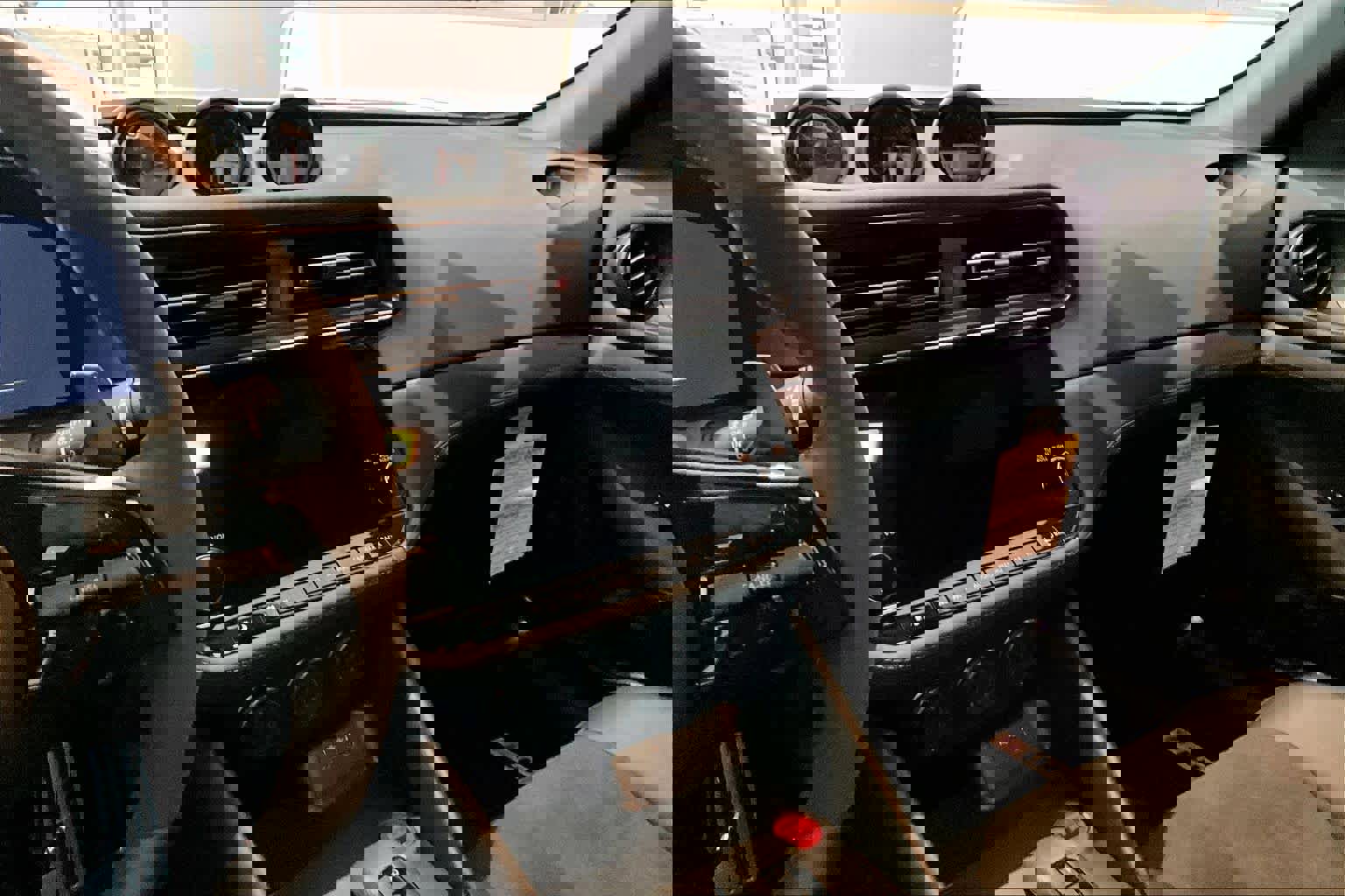 New 2025 Nissan Z NISMO w/ Floor Mat Package image 5