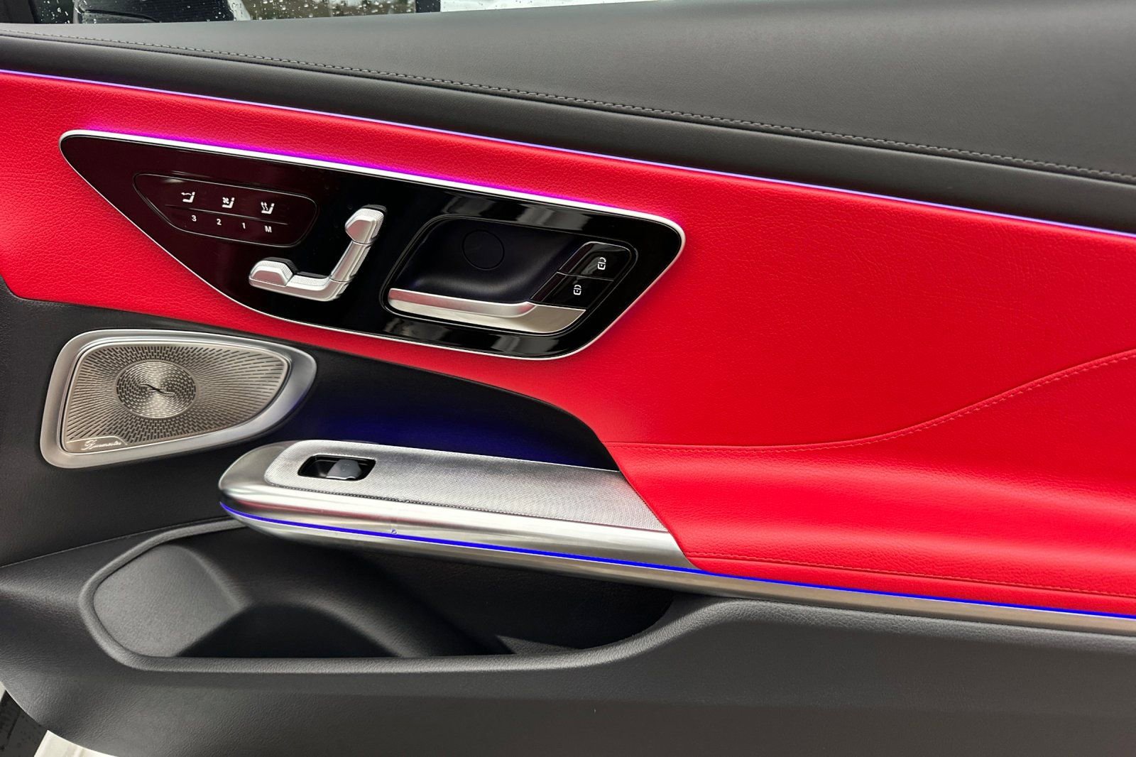 Certified 2024 Mercedes-Benz CLE 450 4MATIC Cabriolet image 36