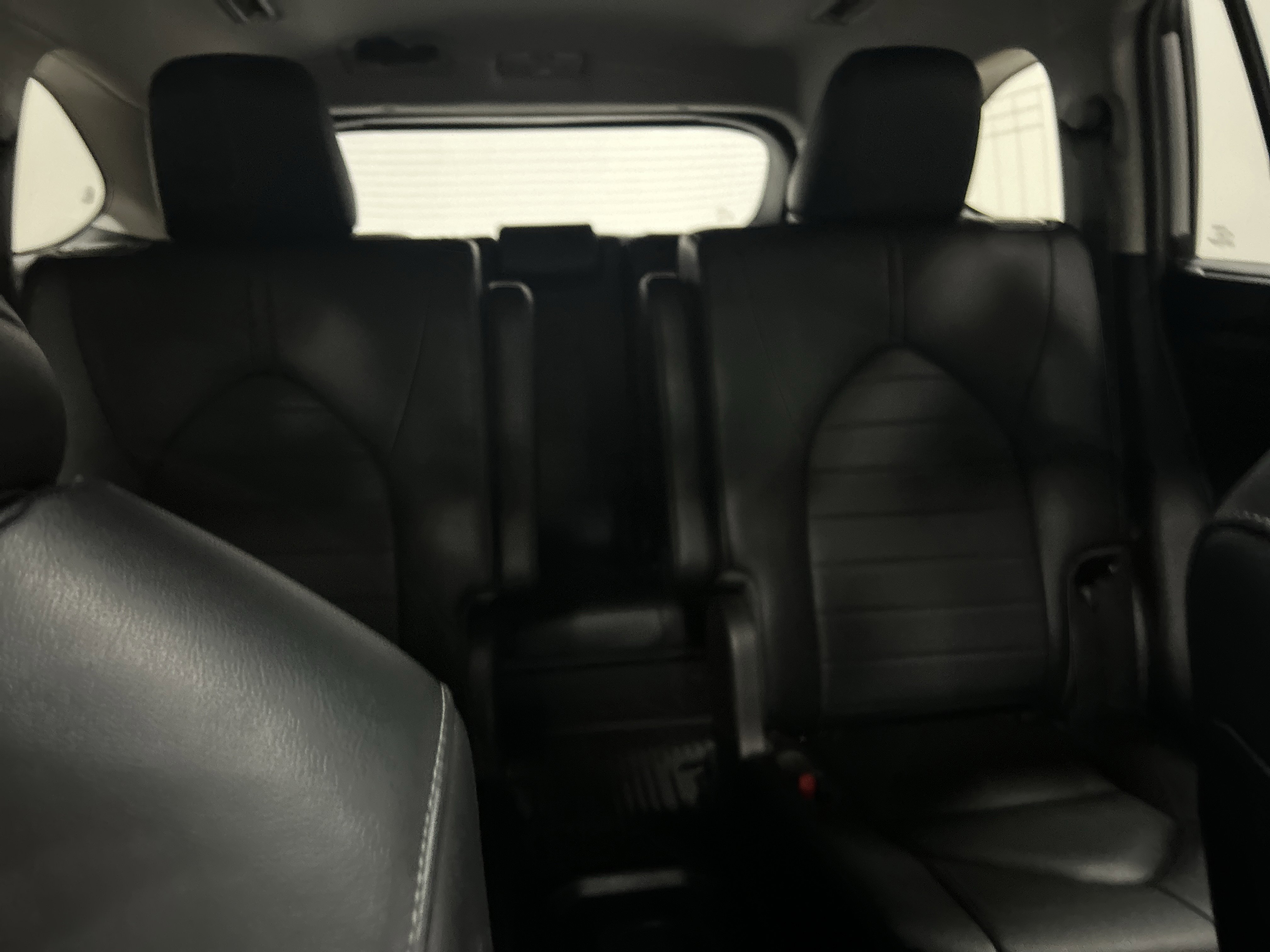 Used 2023 Toyota Highlander XLE image 37