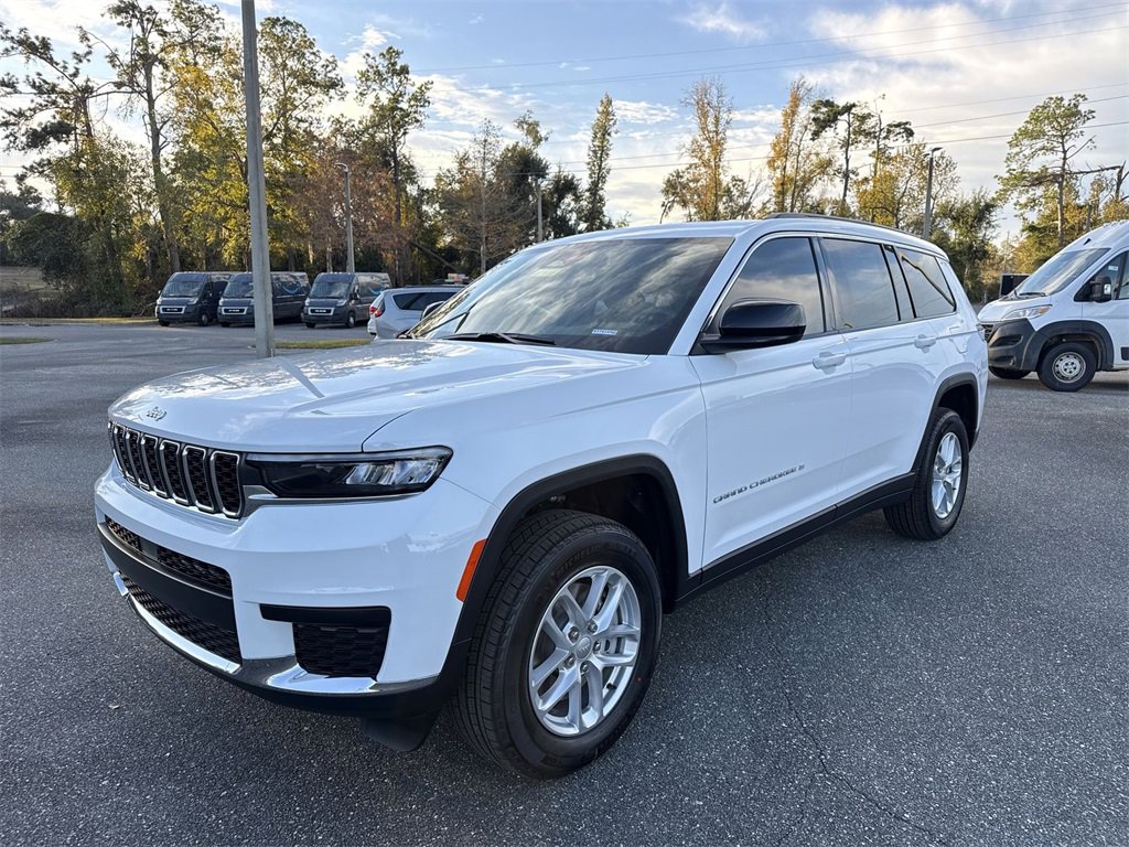 New 2025 Jeep Grand Cherokee L Laredo w/ Trailer Tow Package image 6