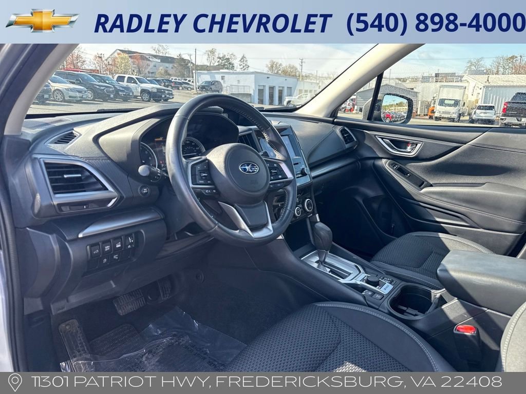 Used 2023 Subaru Forester Premium AWD/4WD image 4