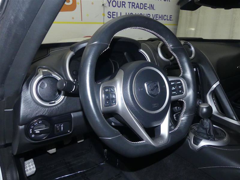 Used 2014 SRT Viper GTS RWD image 17