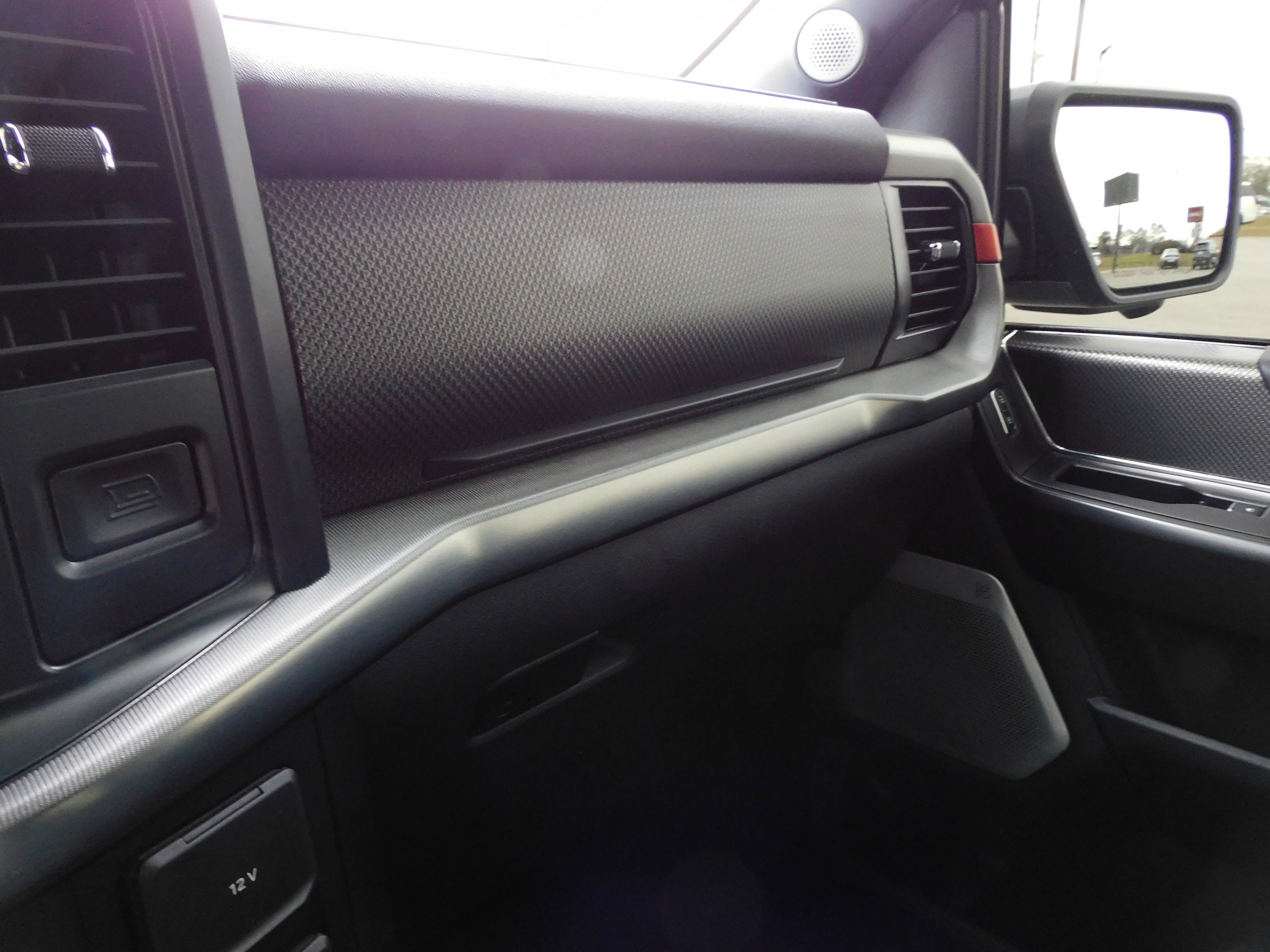 Used 2025 Ford F150 Raptor image 23